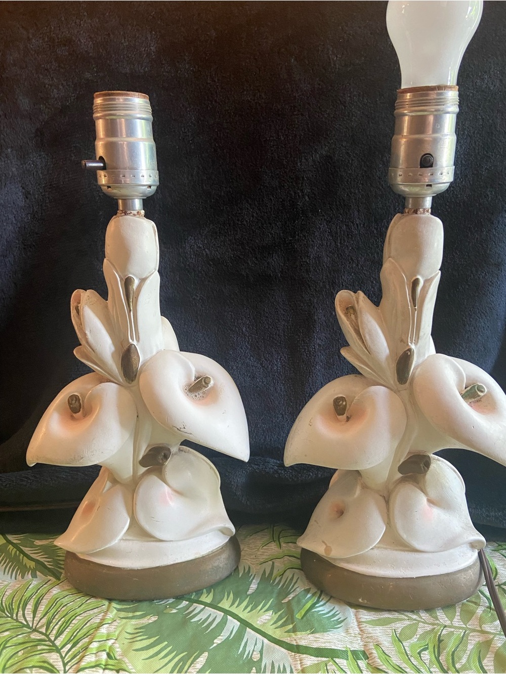 White Chalkware Calla Lily Table Lamp Pair - Vintage Floral Accent